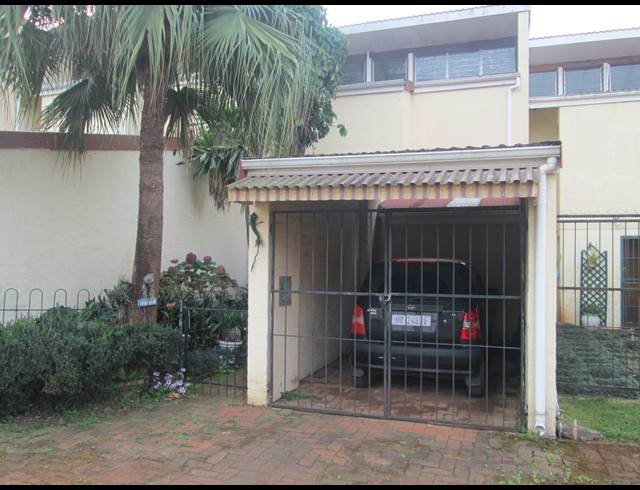 2 BEDROOM DUPLEX SOLD IN HOWICK CENTRAL
